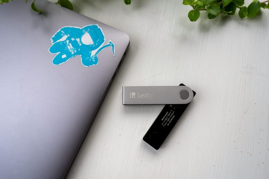 Photo by <a href="https://unsplash.com/@hendrikmorkel" rel="nofollow">Hendrik Morkel</a> on <a href="https://unsplash.com/?utm_source=hostinger&utm_medium=referral" rel="nofollow">Unsplash</a> 